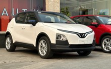 VinFast bàn giao hơn 3.000 xe điện tháng 7: VF e34 tiếp tục bán chạy nhất nhưng mẫu xe có doanh số tăng 'dựng đứng' này mới là điểm nhấn