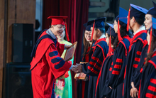 Tạo bước tiến cho sự nghiệp với chương trình thạc sĩ Quản trị kinh doanh