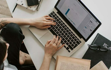 Làm 40 giờ/tuần là vớ vẩn, cựu CEO mách 3 mẹo hack năng suất: Việc đầu tiên là ném to-do-list đi!