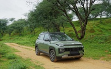 Nhận 50.000 đơn đặt hàng, "Tiểu Santa Fe" giá 171 triệu đồng có gì mà hấp dẫn vậy?