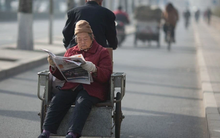 Về hưu, cha mẹ nên "giấu kín" con cháu 3 việc, càng để lộ càng vướng phiền hà