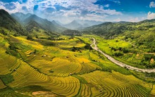 Phát hiện địa điểm ngắm mùa lúa chín đẹp ở Tây Bắc ít ai biết, du khách nhận xét không thua kém gì nước ngoài
