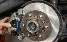 Cách tự thay má phanh cho xe ô tô tại nhà