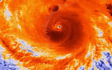 Bão hiếm trong 84 năm sắp đổ bộ Mỹ, đích thân Tổng thống Biden ra thông báo