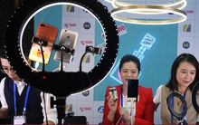 Livestream bán hàng - cơ hội của giới trẻ Trung Quốc
