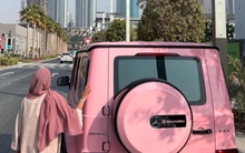 Vợ triệu phú Dubai và cuộc sống hưởng thụ xa hoa đến nhàm chán