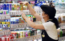 Đi làm nhân viên bán hàng, shipper vì thất nghiệp quá lâu