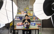 Cả ĐNÁ mê mệt một sàn TMĐT: Trở thành hiện tượng nhờ cộng đồng siêu tương tác, giúp người bán đổi đời chỉ sau 1 video