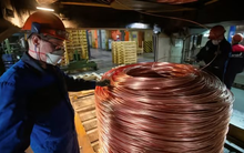 Sản xuất suy giảm, tương lai của kim loại được xem là thước đo 'sức khỏe' của nền kinh đang nằm trong tay Trung Quốc