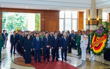Lãnh đạo Đảng, Nhà nước viếng Phó Thủ tướng Lê Văn Thành