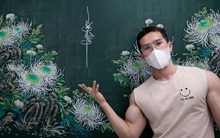Nam giáo viên gây bão với loạt tranh vẽ bảng “đỉnh cao”, ngoại hình đời thường gây ngỡ ngàng