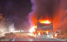 Khánh Hòa: Xe khách cháy trơ khung trên đèo Khánh Lê