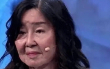 Cô gái 20 tuổi đột ngột 'già đi sau một đêm', chồng vẫn yêu thương, đưa đi khắp nơi chạy chữa