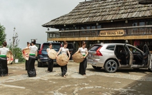 Nhóm nữ từng tham gia múa xòe Thái kỷ lục: ‘Nhảy theo nhạc phát từ loa xe Volvo là trải nghiệm không bao giờ quên’