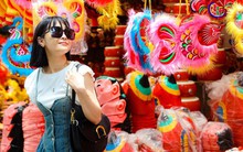 Phố Hàng Mã rực rỡ sắc màu Trung Thu
