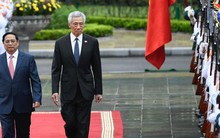 Thủ tướng Phạm Minh Chính chủ trì lễ đón Thủ tướng Singapore Lý Hiển Long