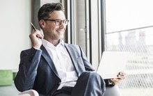 Người chủ động chịu 3 'khổ đau' này cuộc sống về sau ngày càng 'sang trang', thành công đến muộn nhưng xứng đáng