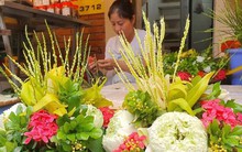 Đủ món hàng bắt mắt tại chợ "nhà giàu" Hà Nội ngày Rằm tháng Bảy