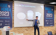 Một startup Việt sản xuất bao bì có thể tan trong nước vừa được rót hơn 1 triệu USD