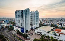 Thị giá tăng 35% trong vài tuần, một công ty BĐS muốn chào bán 20 triệu cổ phiếu giá 15.000 đồng, lấy tiền trả nợ ngân hàng