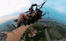 Bỏ tiền triệu để "lơ lửng" giữa bầu trời TP.HCM: Hoa hậu Thùy Tiên cũng phải thử, du khách nhận xét đáng tiền