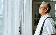 Cựu giám đốc U70 được cháu đón về chăm sóc nhưng đành rời đi sau 1 tháng, sau tất cả nhận bài học tình thân