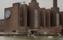 Đây là thị trấn đặc biệt bậc nhất hành tinh: Mỗi năm cả thị trấn ‘ngồi chơi xơi nước’ đúng 3 tuần – biết lý do ai cũng ước trở thành công dân