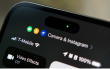 Vì sao iPhone xuất hiện dấu chấm xanh và cam?