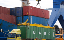 Thông tin mới vụ nhiều container nông sản bất ngờ bị ‘tuýt còi’