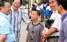 Thiên tài 2 tuổi đọc thơ, 13 tuổi được cho tiền để vào đại học: Tiền đồ xán lạn nhưng sảy chân vì điều này