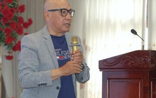 'Đổ xô học tiếng Anh khiến trẻ em bị mất gốc tiếng Việt', Giáo sư nêu ý kiến