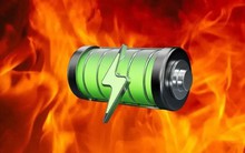Pin xe điện bị e ngại như "quả bom nổ chậm" trong chung cư, chuyên gia pin Selex Motors chỉ ra bản chất vấn đề và cách dùng pin an toàn