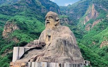 Bức tượng Lão Tử tương đương tòa nhà 18 tầng ở Trung Quốc