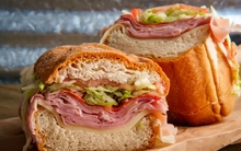 9 thực phẩm gây mất cơ bắp, hầu hết đều chứa "kẻ giết người thầm lặng" này