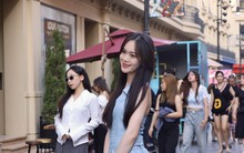 Phố đi bộ đậm chất châu Âu ở Hà Nội thu hút giới trẻ đến check-in