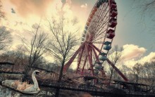 Bên trong Spreepark: Công viên từng đón hàng triệu lượt khách thành "vùng đất ma" suốt 2 thập kỳ vì bí mật khủng khiếp