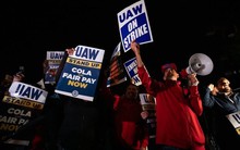 4 ‘mối nguy’ đang đe dọa nền kinh tế Mỹ, chuyên gia lo ngại "những thiệt hại đáng kể"