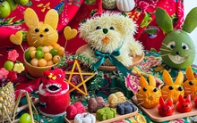 Mẹ bầu trổ tài làm mâm cỗ Trung thu rực rỡ sắc màu khiến các con mê mẩn