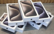 iPhone 15 Pro Max xách tay mất giá hơn 30 triệu đồng sau chưa đầy 1 tuần về Việt Nam