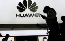 Rộ tin đồn gã khổng lồ điện thoại Trung Quốc ôm "quả đắng" vì iPhone 15 nhưng sự thực đang "tăng ca" để đủ hàng bán: Đâu mới là sự thật?