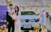 Kiếm cớ sửa đồ, chàng cầu thủ tán đổ cô gái bán quần áo: Tậu biệt thự hơn 10 tỷ sau hai năm kết hôn