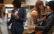 Hot rần rần bộ ảnh cưới độc lạ kỷ niệm 10 năm Lee Hyori "theo chồng bỏ cuộc chơi"