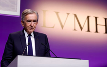 Ông trùm hàng hiệu Pháp bị điều tra vì giao dịch liên quan đến tài phiệt Nga