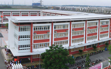 Một nữ sinh rơi lầu tử vong ở Bình Dương