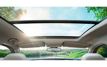 Có nên mua ô tô có cửa sổ trời toàn cảnh?