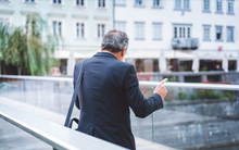 Ông lão U70 về quê sống cùng em trai, góp 5 triệu đồng/tháng vẫn mâu thuẫn: Vì 1 chữ mà đánh mất tình thân