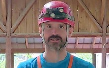 6 nước chạy đua cứu nhà thám hiểm mắc kẹt 1.000 m dưới lòng đất