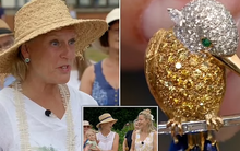 Đem món trang sức gia truyền đi thẩm định, bà mẹ dặn con trông coi cẩn thận khi biết giá trị của nó