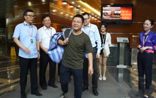 Chủ tịch nắm trong tay công ty 120 nghìn tỷ đồng, giả làm công nhân đi "vi hành", ai ngờ suýt bị sa thải ngay ngày đầu tiên đến công trường