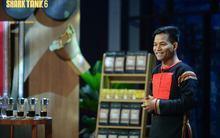 Thanh niên Ê đê bỏ nghề bác sĩ về quê xây thương hiệu cà phê, không tìm được "cách bứt phá như Đặng Lê Nguyên Vũ" nhưng vẫn giật vé vàng